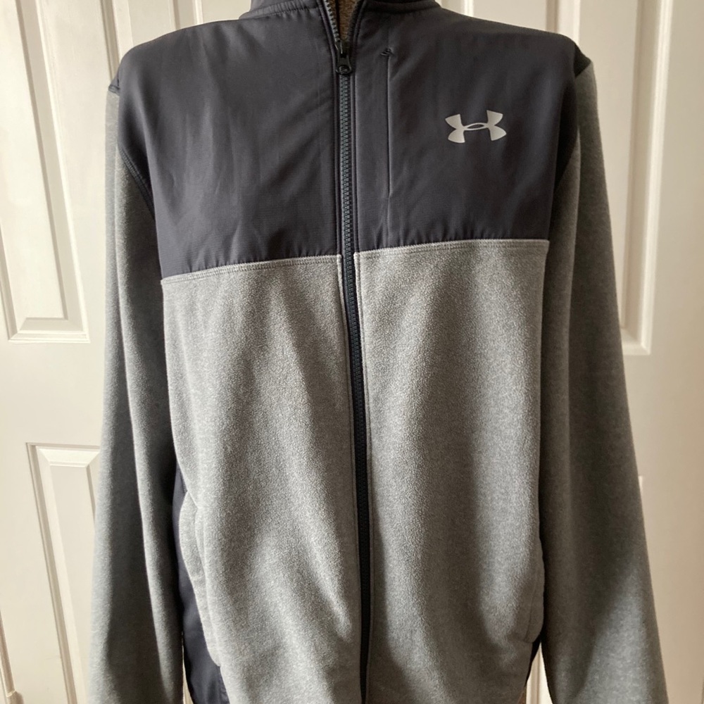 Underarmor outerwear jacket in grey unisex